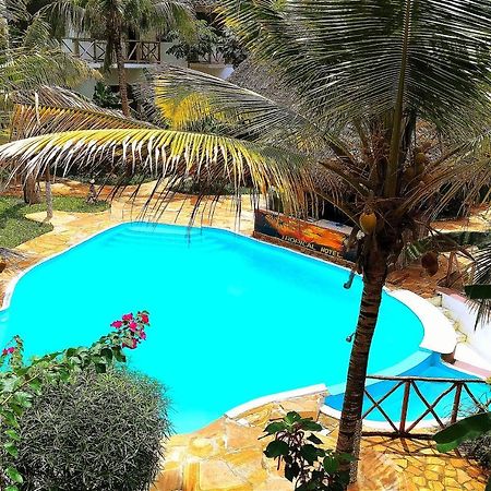 Hotel Tropical Zanzibar Nungwi Buitenkant foto