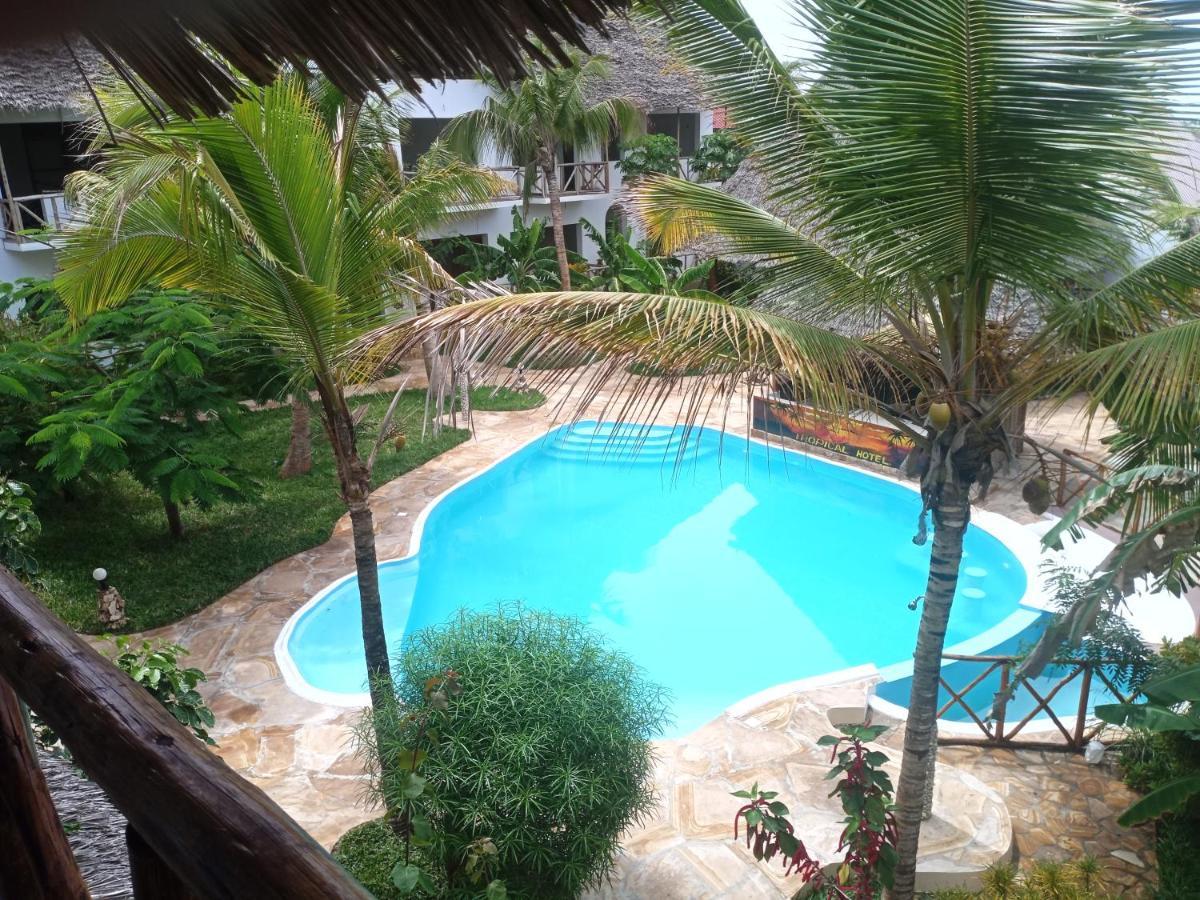 Hotel Tropical Zanzibar Nungwi Buitenkant foto