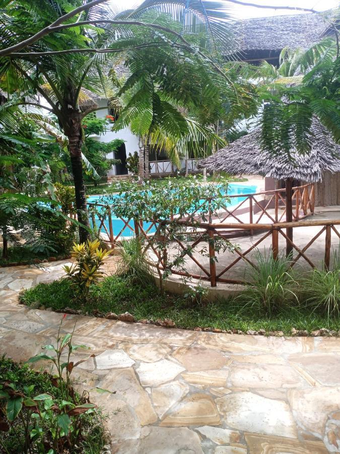 Hotel Tropical Zanzibar Nungwi Buitenkant foto